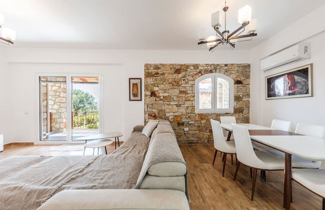 Siar The Large Villa - Photo 2
