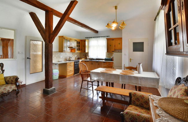 Holiday Home With Fireplace and Private Garden - Foto 15