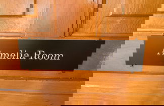 Photo 3 - Amelia Room BW Boutique Hotel