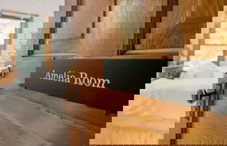 Photo 2 - Amelia Room BW Boutique Hotel