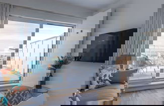 Foto 3 - Stunning Studio With Sea-view on top Location
