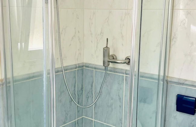 Modern Trendy 1BR Ground Floor Apartment - Foto 11