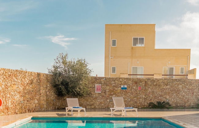 Wellness Hygge Modern Gozitan Apartment - Photo 33