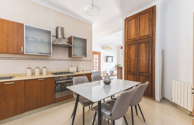 Charmant Appartement au Cœur d'Hydra - Foto 10