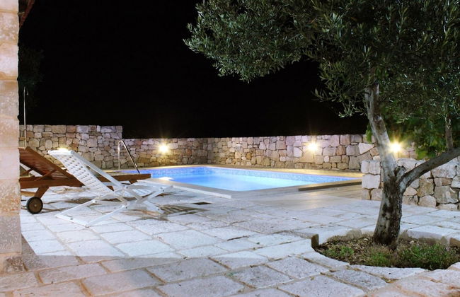 Villa Kate - Three Bedroom Villa - Photo 34