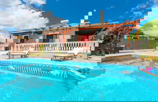 Foto 3 - Villa Mansion With Private Pool