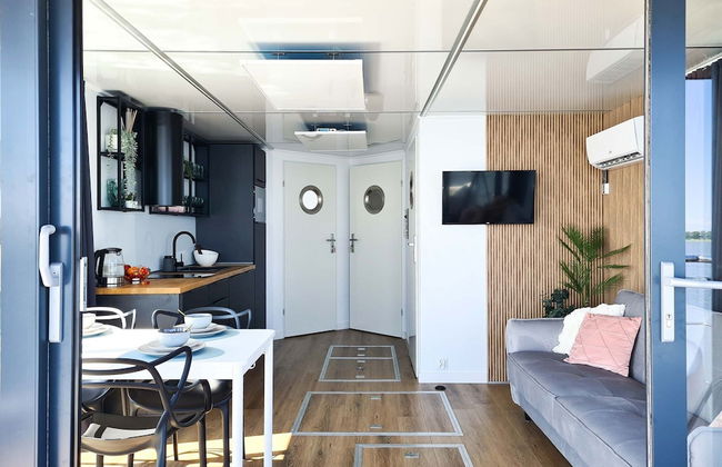 Houseboat in Lazy by Lake Jamno and Sea - Foto 14