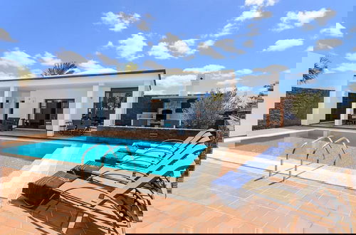 Foto 22 - Beautiful 5-bed Villa in Playa Blanca