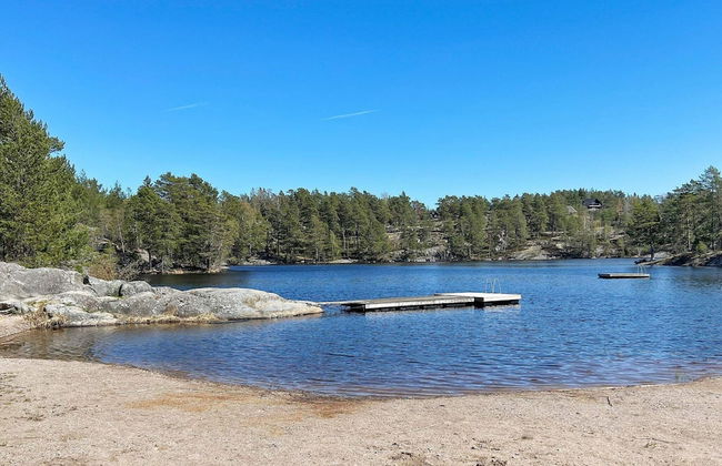 6 Person Holiday Home in Djurhamn - Foto 12