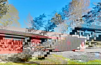 Foto 1 - 6 Person Holiday Home in Djurhamn
