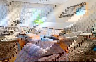 Photo 3 - Chic Flat With Balcony Close to Caddebostan Shore