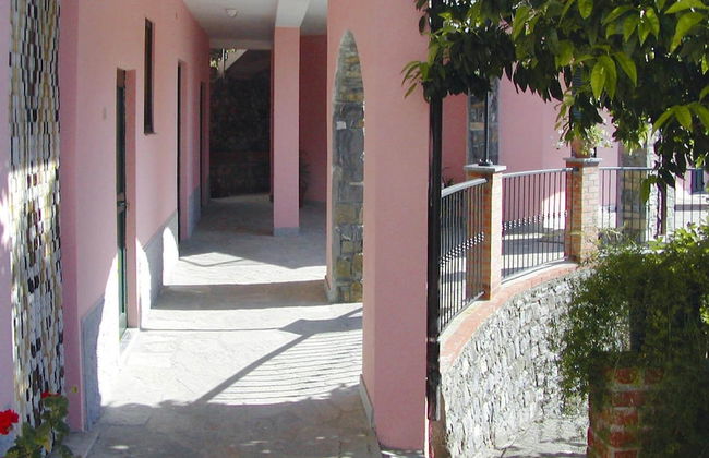 Apartment in Castellaro With Garden - Foto 27