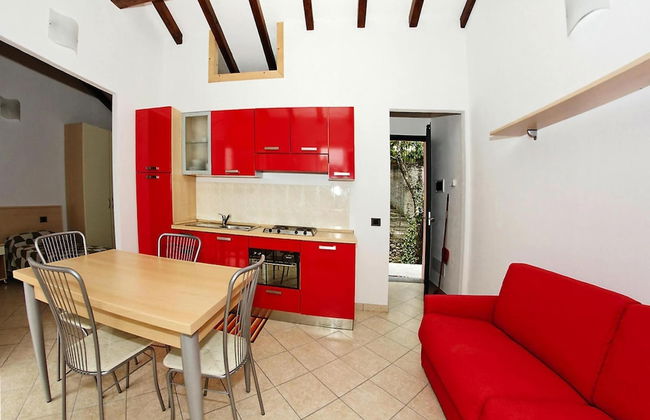 Apartment in Castellaro With Garden - Foto 10