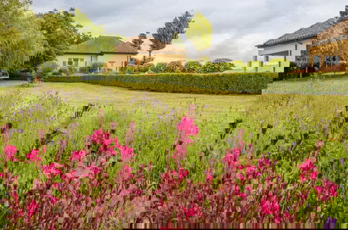 Foto 49 - Modern Holiday Home in Aquitaine