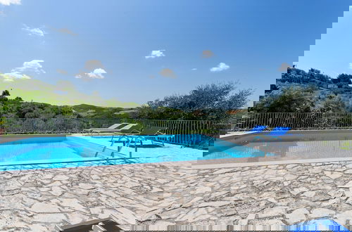 Foto 72 - Gorgeous Mansion in Ripabottoni With Swimming Pool