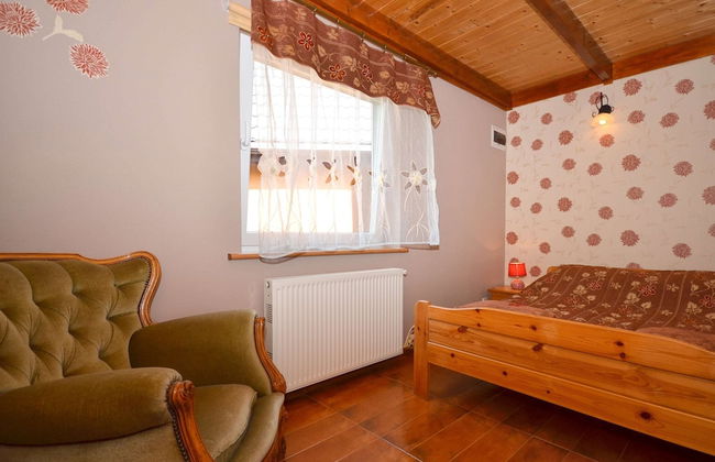 A Quiet Cottage in a Seaside Village. Living Room, two Bedrooms, a Large Garden - Photo 2