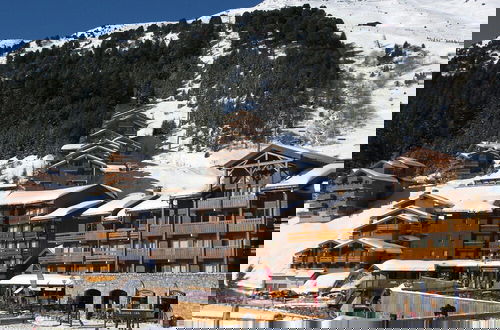 Foto 21 - Majestic Apartment in Meribel-mottaret Close to Skiing