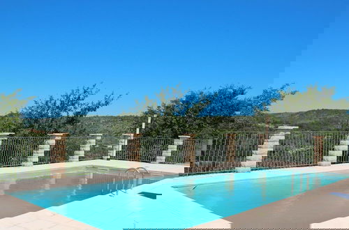 Foto 27 - Peaceful Holiday Home in Les Vans, Ardeche With Pool