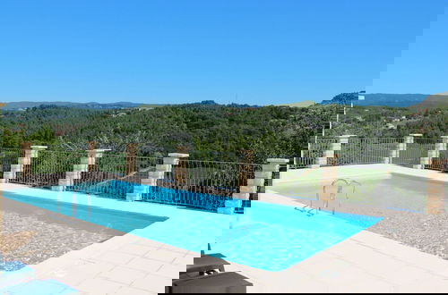 Foto 24 - Peaceful Holiday Home in Les Vans, Ardeche With Pool