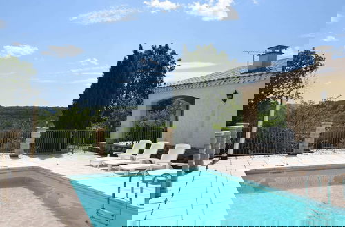 Foto 39 - Peaceful Holiday Home in Les Vans, Ardeche With Pool