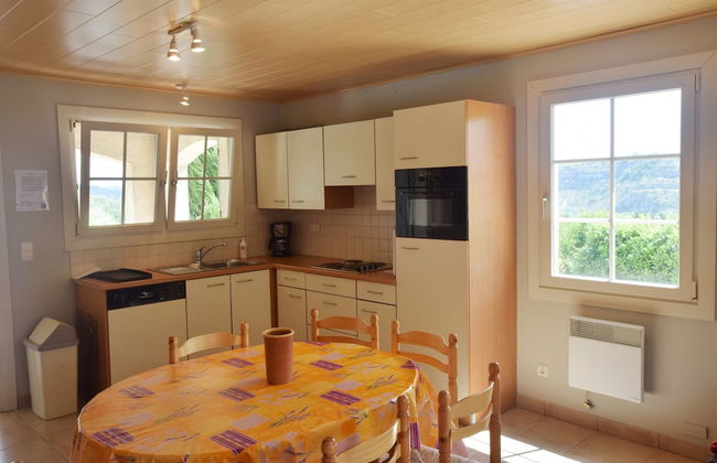 Peaceful Holiday Home in Les Vans, Ardeche With Pool - Photo 14