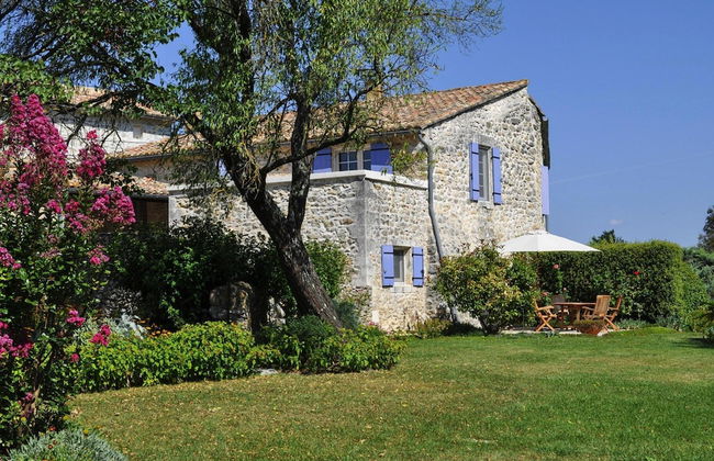 Charming Stone House With Terrace and Garden, Lussan - Photo 22