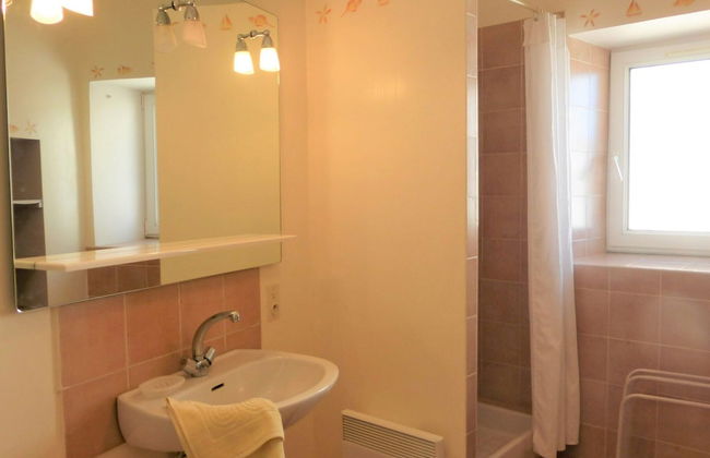 Charming Stone House With Terrace and Garden, Lussan - Photo 9