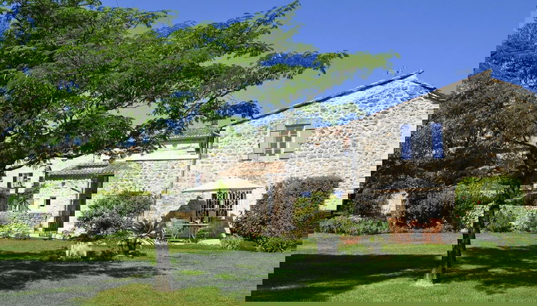 Foto 1 - Charming Stone House With Terrace and Garden, Lussan