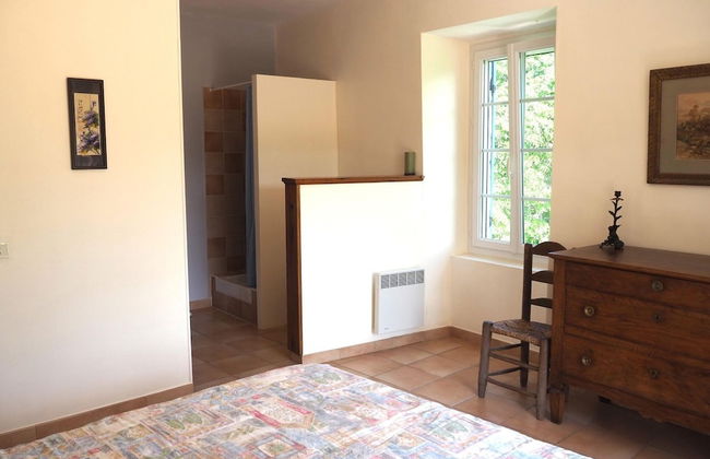 Charming Stone House With Terrace and Garden, Lussan - Photo 2