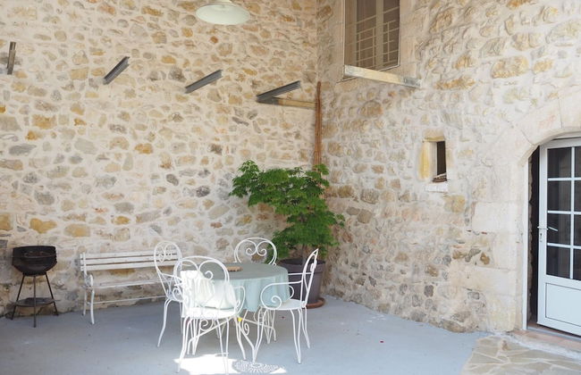 Charming Stone House With Terrace and Garden, Lussan - Photo 12