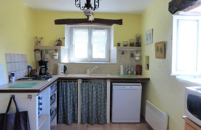 Charming Stone House With Terrace and Garden, Lussan - Photo 5