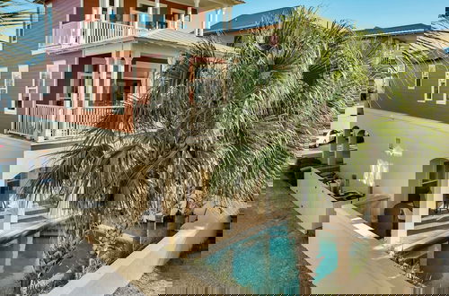 Foto 2 - Beach House w Private Pool Near Shops Dining