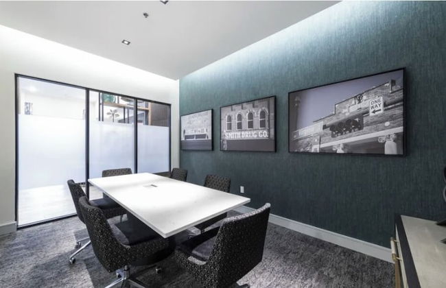 Bridge At McKinney Apartments By Barsala - Photo 16