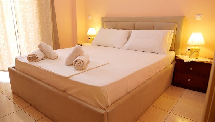 Photo 1 - Charming 2-bed Apartment in Sarandë