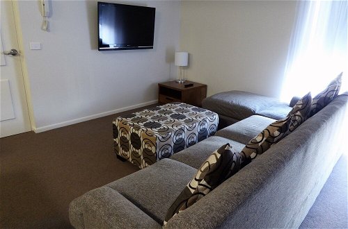 Photo 32 - Lifestyle Apartments at Ferntree