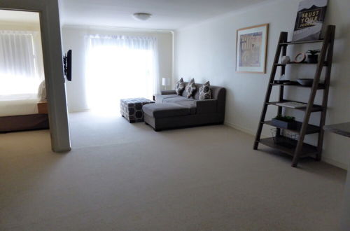 Photo 14 - Lifestyle Apartments at Ferntree