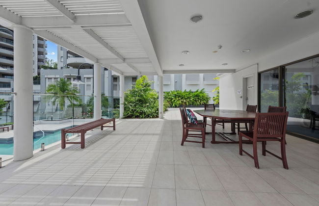 The Oasis Apartments - Photo 51