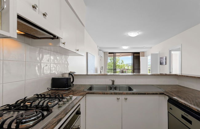 The Oasis Apartments - Photo 16