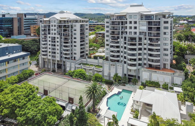 The Oasis Apartments - Photo 49