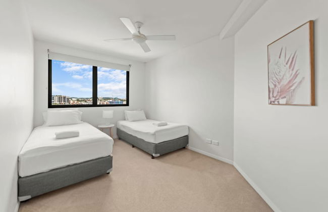 The Oasis Apartments - Photo 8