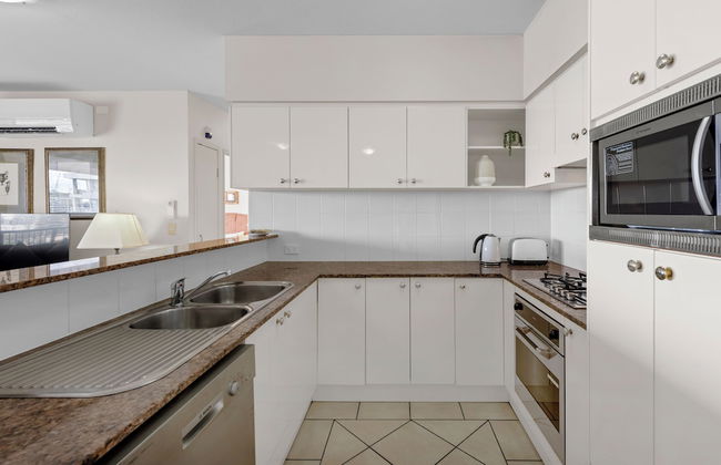 The Oasis Apartments - Photo 17