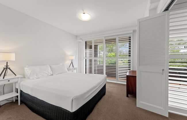 The Oasis Apartments - Photo 4