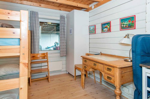 Photo 10 - Spacious Holiday Home in Egernsund with Hot Tub