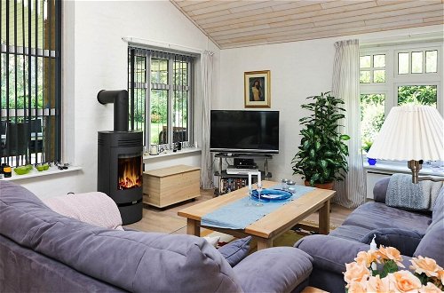 Photo 7 - 4 Person Holiday Home in Hadsund