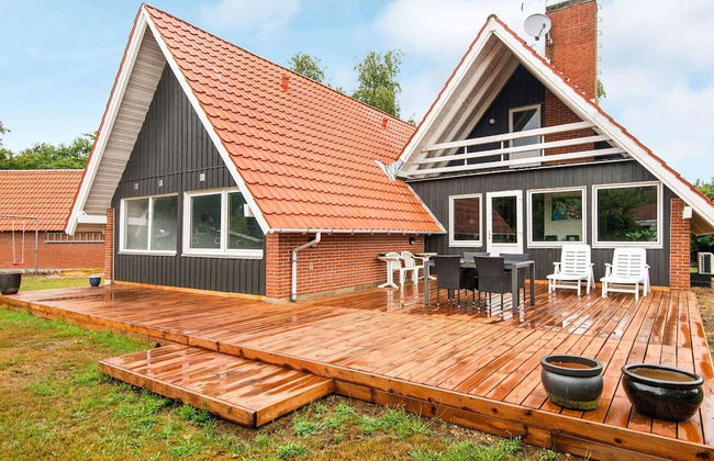 12 Person Holiday Home in Glesborg - Foto 1