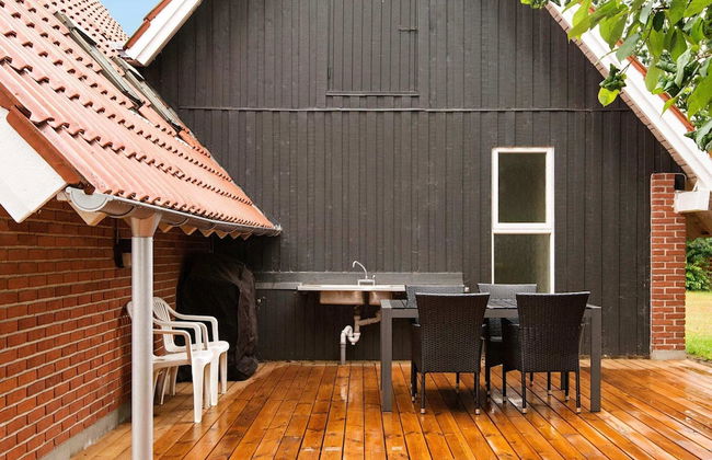 12 Person Holiday Home in Glesborg - Foto 41