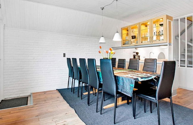 12 Person Holiday Home in Glesborg - Foto 11
