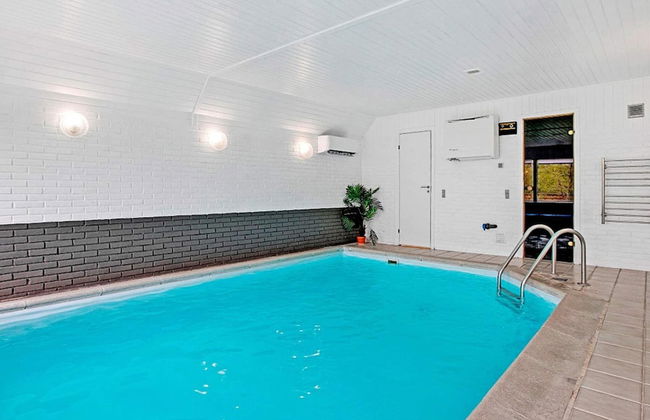 12 Person Holiday Home in Glesborg - Foto 7