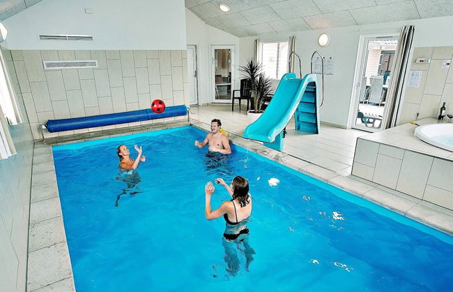 Pet Friendly Holiday Home in Bogense with Hot Tub - Foto 6