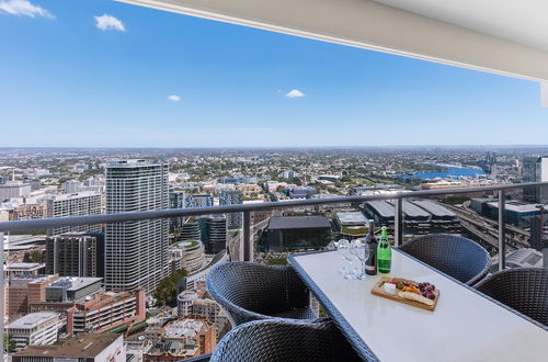 Photo 59 - Meriton Suites Kent Street, Sydney